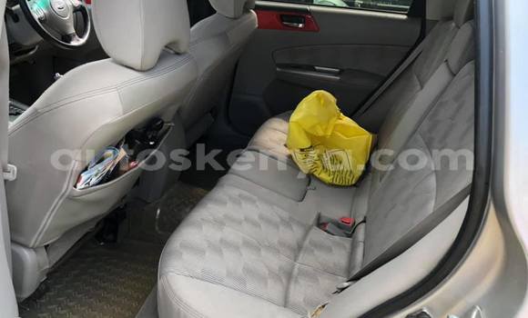Nunua Ilio tumika Subaru Forester Fedha Gari ndani ya Nairobi nchini Nairobi Nunua Ilio tumika Subaru Forester Fedha Gari ndani ya Nairobi nchini Nairobi