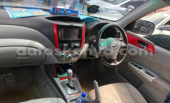 Nunua Ilio tumika Subaru Forester Fedha Gari ndani ya Nairobi nchini Nairobi Nunua Ilio tumika Subaru Forester Fedha Gari ndani ya Nairobi nchini Nairobi