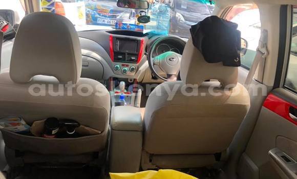 Nunua Ilio tumika Subaru Forester Fedha Gari ndani ya Nairobi nchini Nairobi Nunua Ilio tumika Subaru Forester Fedha Gari ndani ya Nairobi nchini Nairobi