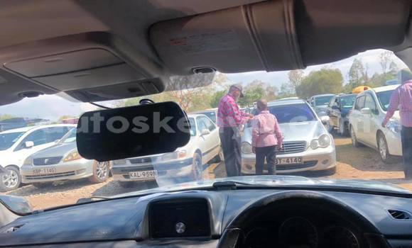 Nunua Ilio tumika Subaru Forester Nyeupe Gari ndani ya Nairobi nchini Nairobi Nunua Ilio tumika Subaru Forester Nyeupe Gari ndani ya Nairobi nchini Nairobi