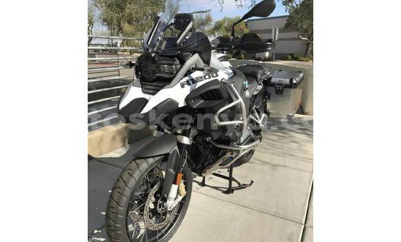 Buy Used BMW R1200GS Adventure Blue Bike in Nairobi in Nairobi Buy Used BMW R1200GS Adventure Blue Bike in Nairobi in Nairobi