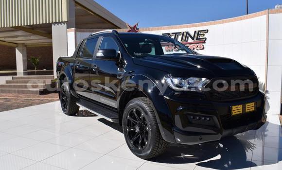 Oofamaa Ford Ranger Black Makiinaa iti Eldoret keessatti Rift Valley keessatti Oofamaa Ford Ranger Black Makiinaa iti Eldoret keessatti Rift Valley keessatti