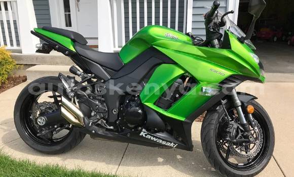 Buy Used Kawasaki Z 1000 Green Bike in Nairobi in Nairobi Buy Used Kawasaki Z 1000 Green Bike in Nairobi in Nairobi