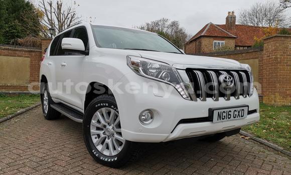 Buy Used Toyota Land Cruiser Prado White Car in Nairobi in Nairobi Buy Used Toyota Land Cruiser Prado White Car in Nairobi in Nairobi