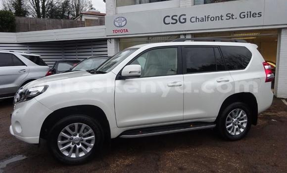 Buy Used Toyota Land Cruiser Prado White Car in Nairobi in Nairobi Buy Used Toyota Land Cruiser Prado White Car in Nairobi in Nairobi