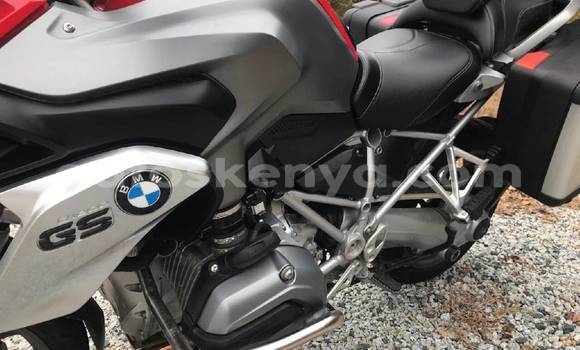 Buy Used BMW R 1200 Red Bike in Nairobi in Nairobi Buy Used BMW R 1200 Red Bike in Nairobi in Nairobi