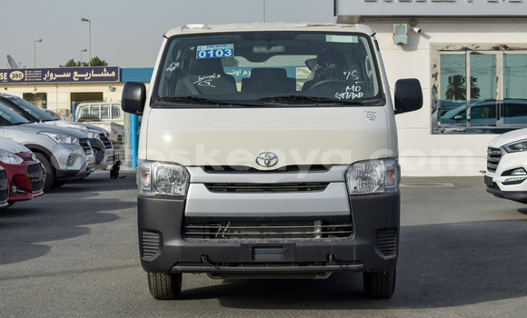 Buy New Toyota Hiace White Car in Import - Dubai in Central Kenya Buy New Toyota Hiace White Car in Import - Dubai in Central Kenya