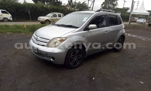 Nunua Ilio tumika Toyota IST Fedha Gari ndani ya Nairobi nchini Nairobi Nunua Ilio tumika Toyota IST Fedha Gari ndani ya Nairobi nchini Nairobi