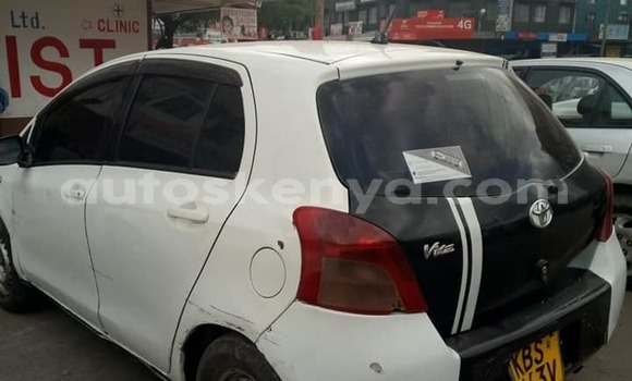 Nunua Ilio tumika Toyota Vitz Nyeupe Gari ndani ya Nairobi nchini Nairobi Nunua Ilio tumika Toyota Vitz Nyeupe Gari ndani ya Nairobi nchini Nairobi