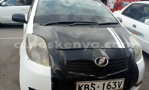 Nunua Ilio tumika Toyota Vitz Nyeupe Gari ndani ya Nairobi nchini Nairobi Nunua Ilio tumika Toyota Vitz Nyeupe Gari ndani ya Nairobi nchini Nairobi