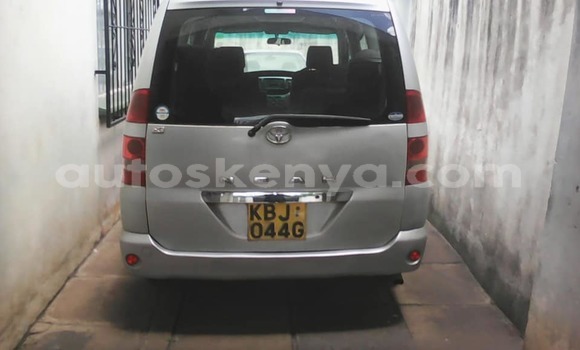 Nunua Ilio tumika Toyota Noah Fedha Gari ndani ya Nairobi nchini Nairobi Nunua Ilio tumika Toyota Noah Fedha Gari ndani ya Nairobi nchini Nairobi