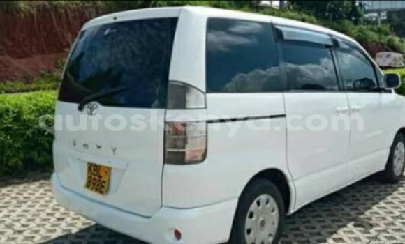 Buy Used Toyota Voxy White Car in Nairobi in Nairobi Buy Used Toyota Voxy White Car in Nairobi in Nairobi