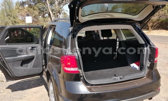 Nunua Ilio tumika Dodge Journey Nyeusi Gari ndani ya Nairobi nchini Nairobi Nunua Ilio tumika Dodge Journey Nyeusi Gari ndani ya Nairobi nchini Nairobi