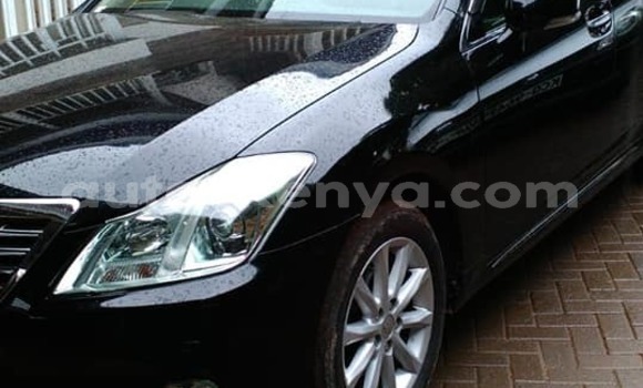 Nunua Ilio tumika Toyota Crown Nyeusi Gari ndani ya Nairobi nchini Nairobi Nunua Ilio tumika Toyota Crown Nyeusi Gari ndani ya Nairobi nchini Nairobi