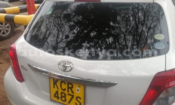 Nunua Ilio tumika Toyota Vitz Nyeupe Gari ndani ya Nairobi nchini Nairobi Nunua Ilio tumika Toyota Vitz Nyeupe Gari ndani ya Nairobi nchini Nairobi