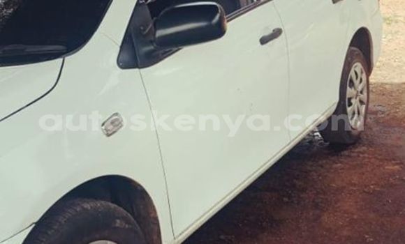 Nunua Ilio tumika Toyota Axio Nyeupe Gari ndani ya Nairobi nchini Nairobi Nunua Ilio tumika Toyota Axio Nyeupe Gari ndani ya Nairobi nchini Nairobi