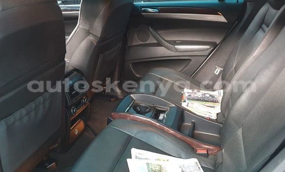 Nunua Ilio tumika BMW X6 Fedha Gari ndani ya Nairobi nchini Nairobi Nunua Ilio tumika BMW X6 Fedha Gari ndani ya Nairobi nchini Nairobi