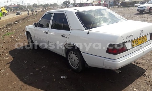 Buy Used Mercedes‒Benz E–Class White Car in Nairobi in Nairobi Buy Used Mercedes‒Benz E–Class White Car in Nairobi in Nairobi
