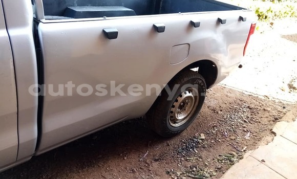 Oofamaa Ford Ranger Silver Makiinaa iti Nairobi keessatti Nairobi keessatti Oofamaa Ford Ranger Silver Makiinaa iti Nairobi keessatti Nairobi keessatti