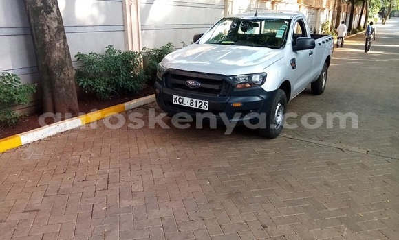 Oofamaa Ford Ranger Silver Makiinaa iti Nairobi keessatti Nairobi keessatti Oofamaa Ford Ranger Silver Makiinaa iti Nairobi keessatti Nairobi keessatti