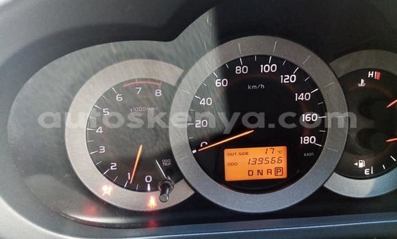 Oofamaa Toyota RAV4 Red Makiinaa iti Nairobi keessatti Nairobi keessatti Oofamaa Toyota RAV4 Red Makiinaa iti Nairobi keessatti Nairobi keessatti