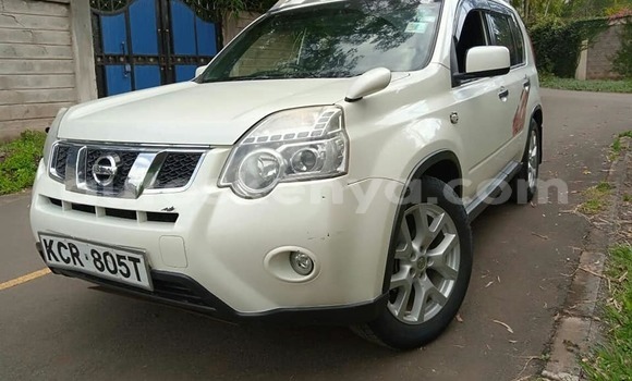 Nunua Ilio tumika Nissan X–Trail Nyeupe Gari ndani ya Nairobi nchini Nairobi Nunua Ilio tumika Nissan X–Trail Nyeupe Gari ndani ya Nairobi nchini Nairobi