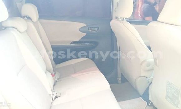 Nunua Ilio tumika Toyota Wish Nyeupe Gari ndani ya Nairobi nchini Nairobi Nunua Ilio tumika Toyota Wish Nyeupe Gari ndani ya Nairobi nchini Nairobi