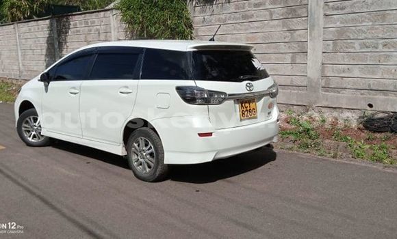 Nunua Ilio tumika Toyota Wish Nyeupe Gari ndani ya Nairobi nchini Nairobi Nunua Ilio tumika Toyota Wish Nyeupe Gari ndani ya Nairobi nchini Nairobi