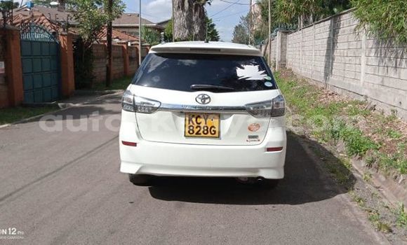 Nunua Ilio tumika Toyota Wish Nyeupe Gari ndani ya Nairobi nchini Nairobi Nunua Ilio tumika Toyota Wish Nyeupe Gari ndani ya Nairobi nchini Nairobi