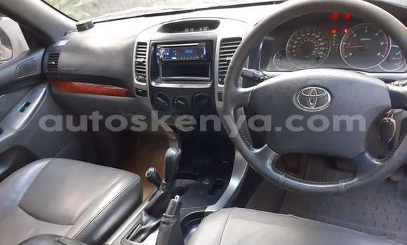 Nunua Ilio tumika Toyota Land Cruiser Prado Nyeupe Gari ndani ya Nairobi nchini Nairobi Nunua Ilio tumika Toyota Land Cruiser Prado Nyeupe Gari ndani ya Nairobi nchini Nairobi