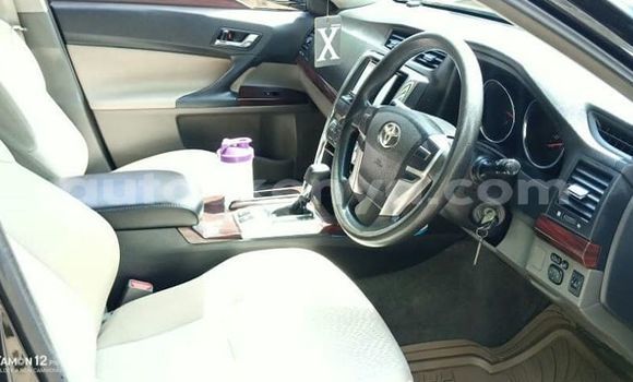 Nunua Ilio tumika Toyota Mark X Nyeusi Gari ndani ya Nairobi nchini Nairobi Nunua Ilio tumika Toyota Mark X Nyeusi Gari ndani ya Nairobi nchini Nairobi