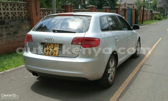 Nunua Ilio tumika Audi A4 Fedha Gari ndani ya Nairobi nchini Nairobi Nunua Ilio tumika Audi A4 Fedha Gari ndani ya Nairobi nchini Nairobi