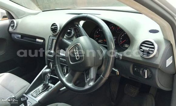 Nunua Ilio tumika Audi A4 Fedha Gari ndani ya Nairobi nchini Nairobi Nunua Ilio tumika Audi A4 Fedha Gari ndani ya Nairobi nchini Nairobi