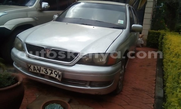 Nunua Ilio tumika Toyota Vista Fedha Gari ndani ya Nairobi nchini Nairobi Nunua Ilio tumika Toyota Vista Fedha Gari ndani ya Nairobi nchini Nairobi