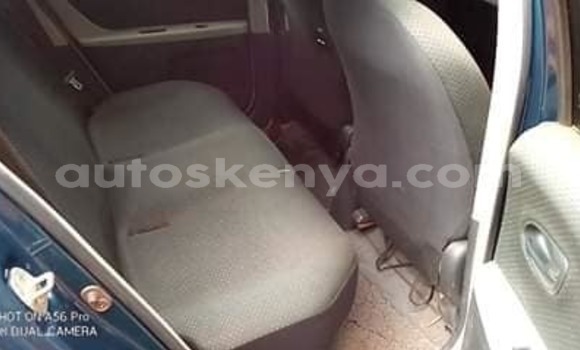 Nunua Ilio tumika Toyota Vitz Bluu Gari ndani ya Nairobi nchini Nairobi Nunua Ilio tumika Toyota Vitz Bluu Gari ndani ya Nairobi nchini Nairobi