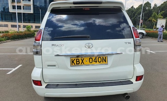 Buy Used Toyota Land Cruiser Prado White Car in Nairobi in Nairobi Buy Used Toyota Land Cruiser Prado White Car in Nairobi in Nairobi