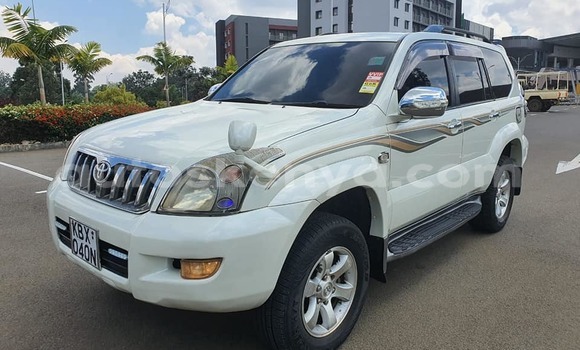 Buy Used Toyota Land Cruiser Prado White Car in Nairobi in Nairobi Buy Used Toyota Land Cruiser Prado White Car in Nairobi in Nairobi
