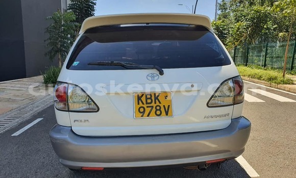 Buy Used Toyota Harrier White Car in Nairobi in Nairobi Buy Used Toyota Harrier White Car in Nairobi in Nairobi