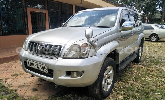 Buy Used Toyota Land Cruiser Prado Silver Car in Nairobi in Nairobi Buy Used Toyota Land Cruiser Prado Silver Car in Nairobi in Nairobi