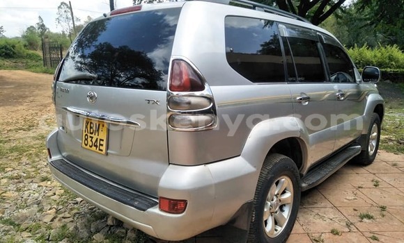 Buy Used Toyota Land Cruiser Prado Silver Car in Nairobi in Nairobi Buy Used Toyota Land Cruiser Prado Silver Car in Nairobi in Nairobi