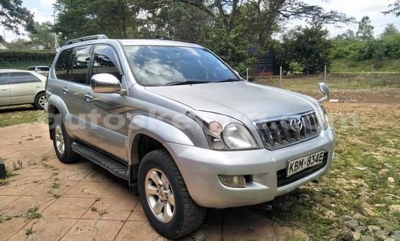 Buy Used Toyota Land Cruiser Prado Silver Car in Nairobi in Nairobi Buy Used Toyota Land Cruiser Prado Silver Car in Nairobi in Nairobi
