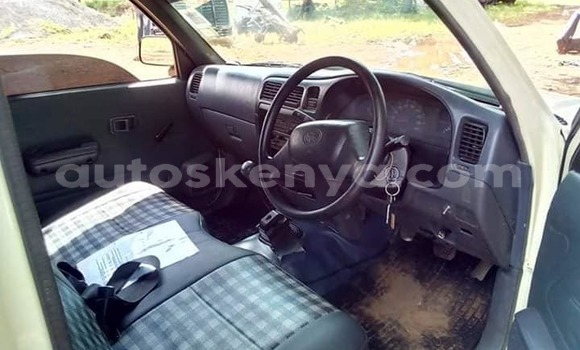 Buy Used Toyota Hilux White Car in Nairobi in Nairobi Buy Used Toyota Hilux White Car in Nairobi in Nairobi