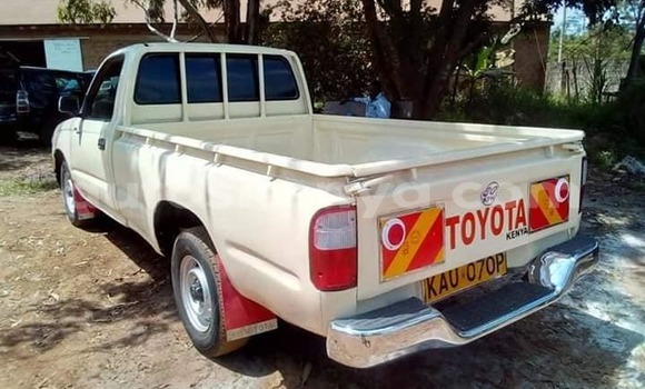 Buy Used Toyota Hilux White Car in Nairobi in Nairobi Buy Used Toyota Hilux White Car in Nairobi in Nairobi