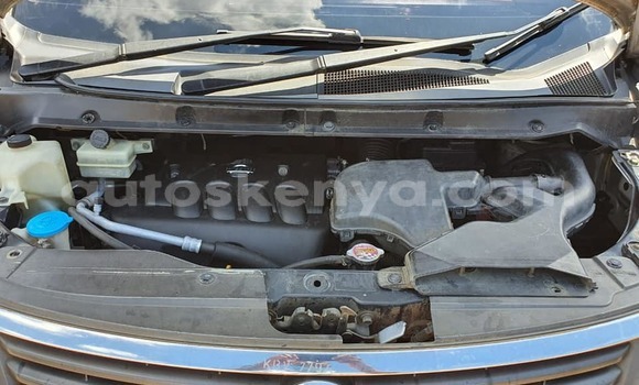 Buy Used Nissan Serena Silver Car in Nairobi in Nairobi Buy Used Nissan Serena Silver Car in Nairobi in Nairobi