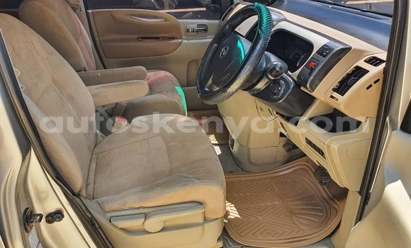 Buy Used Nissan Serena Silver Car in Nairobi in Nairobi Buy Used Nissan Serena Silver Car in Nairobi in Nairobi