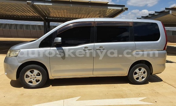 Buy Used Nissan Serena Silver Car in Nairobi in Nairobi Buy Used Nissan Serena Silver Car in Nairobi in Nairobi