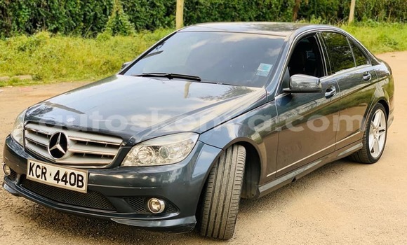 Buy Used Mercedes‒Benz C–Class Blue Car in Nairobi in Nairobi Buy Used Mercedes‒Benz C–Class Blue Car in Nairobi in Nairobi