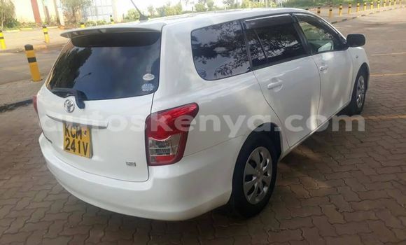 Oofamaa Toyota Fielder White Makiinaa iti Thika keessatti Nairobi keessatti Oofamaa Toyota Fielder White Makiinaa iti Thika keessatti Nairobi keessatti