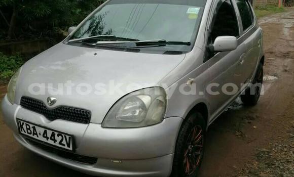 Nunua Ilio tumika Toyota Vitz Fedha Gari ndani ya Thika nchini Nairobi