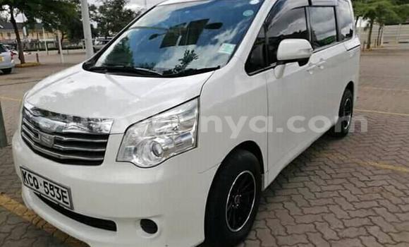 Buy Used Toyota Noah White Car in Thika in Nairobi